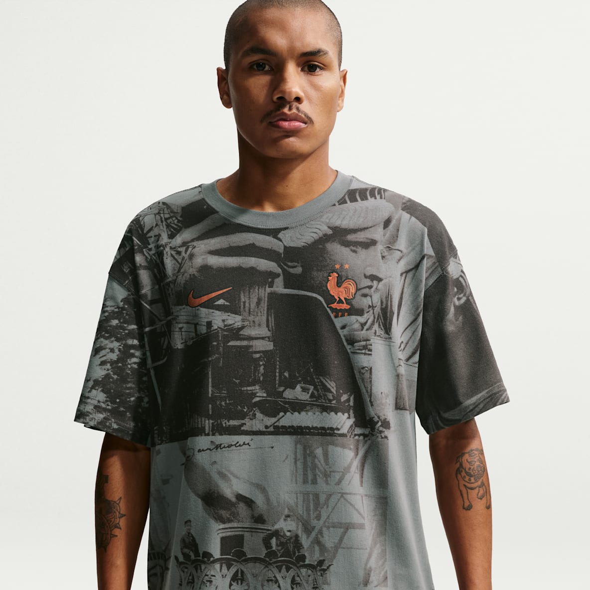 Nike XL Tシャツ Men's T-Shirts & Tops. Nike ZA